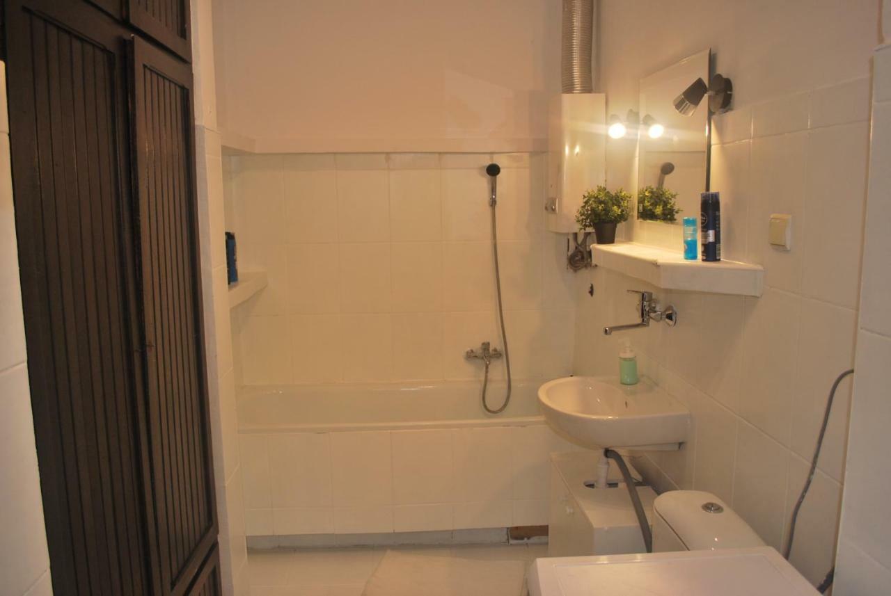 Pokoje W Cichym Mieszkaniu 50M Od Rynku Daire Wroclaw Dış mekan fotoğraf